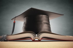 shutterstock_graduation+book